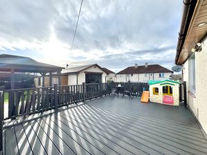 Photo 16- click for photo gallery